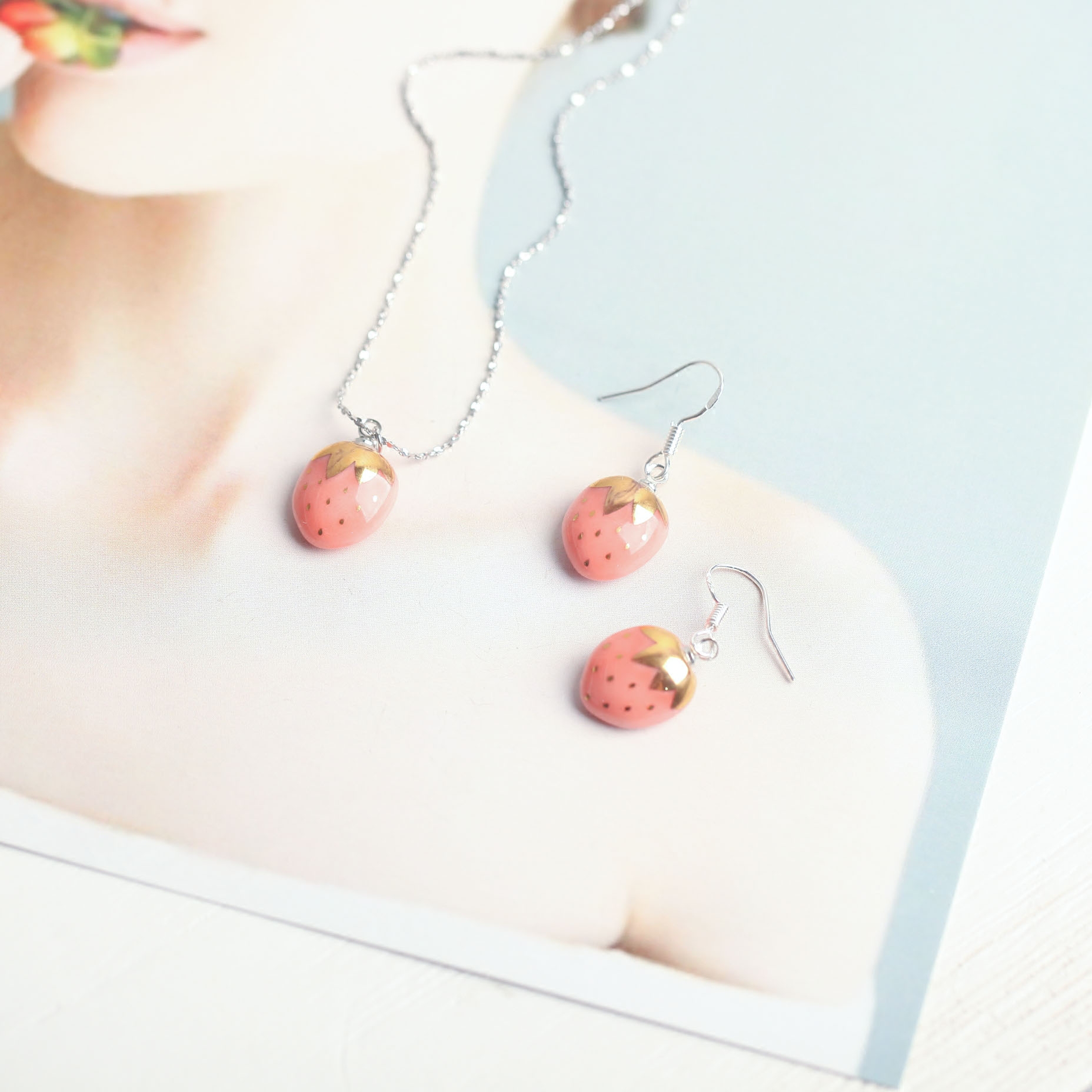 Flowers and hands Hand drawn strawberry watermelon Necklace s925 Silver Chain Sweet fresh temperament Confidante giftin the Accessories/Fashion Jewelry, Necklace  category - from Buy2taobao.com to provide professional Taobao agent buy service