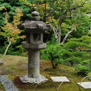 青石雕石灯笼户外园林景观装饰别墅仿古庭院草坪大理石地灯塔摆件