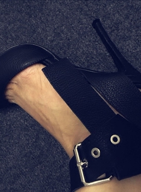 2020夏季女鞋牛皮黑色超高跟皮带扣尖头10厘米 8 百搭款