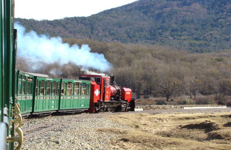 阿根廷 乌斯怀亚 火地岛国家公园 世界尽头火车半日游