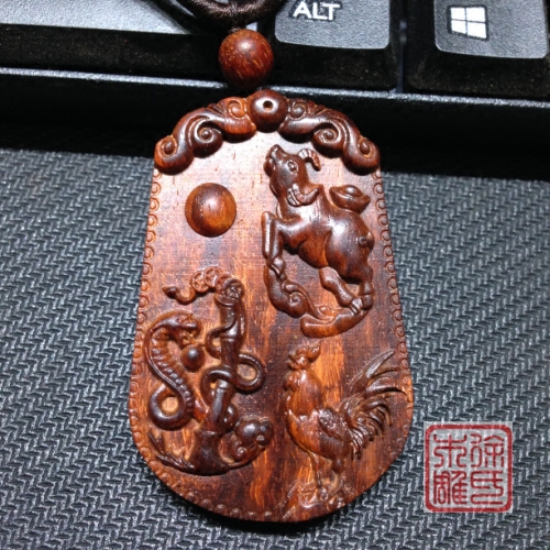 巳酉丑项链吊坠红木印度小叶紫檀