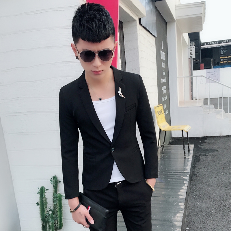 2026短款紧身小西装男韩版修身帅气小伙西服上衣单西潮流薄款外套