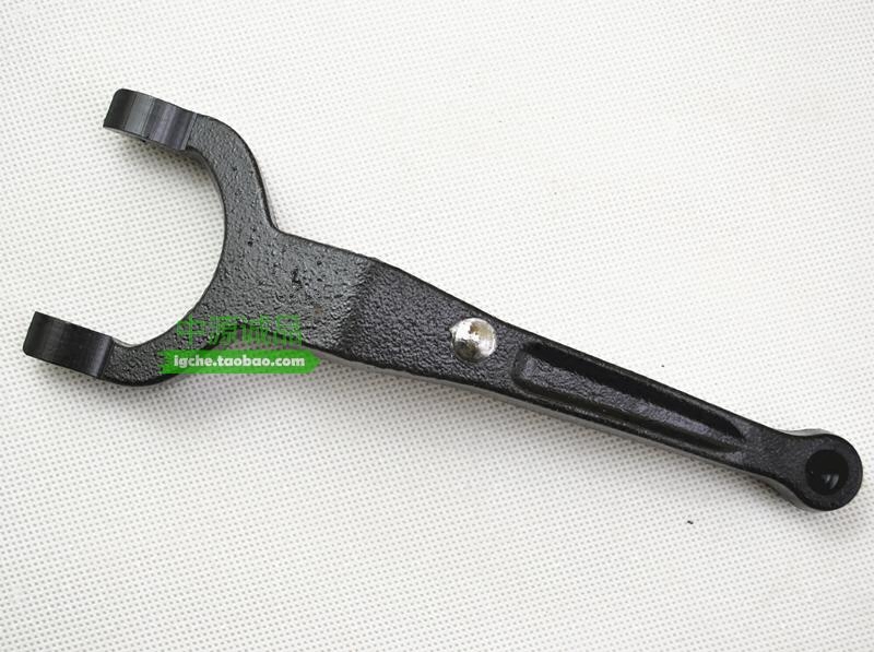 适用于v31v32v33v43  黑金刚cs6q6 离合器拔叉 分离轴承拨叉轴