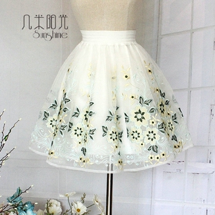 2025秋冬高档欧根纱刺绣半身裙短裙 多层次蓬蓬裙 重工绣花花朵裙
