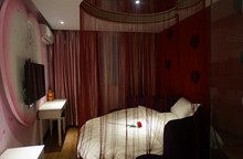 郑州巩义普罗旺斯主题酒店大床房