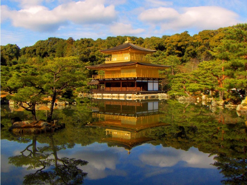 日本京都岚山金阁寺奈良公园观光一日游(中文导游