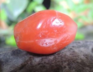 精品保山南红勒子藏式手工仿老南红桶珠锁骨链配饰手串顶珠