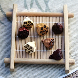 迷你可爱木雕小莲蓬挂坠手工挂件配件黄杨木枣木莲花吊坠DIY配饰