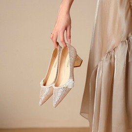 婚鞋女法式禾秀婚纱新娘结婚金色水晶高跟鞋粗跟伴娘孕妇单鞋