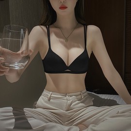 无痕内衣女小胸聚拢薄款夏季收副乳防下垂内裤套装平胸文胸罩品牌