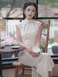 新中式复古白色提花花瓣领旗袍2024春夏高级感少女连衣裙订婚礼服