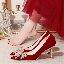红色婚鞋女秀禾服婚纱两穿2024夏季中式结婚新娘鞋高跟不累脚