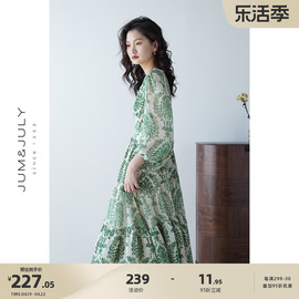 嘉茱莉2024夏季珍珠V领连衣裙女法式茶歇碎花裙褶皱高腰长裙