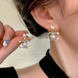 小香风双c珍珠耳环小众设计高级感耳钉轻奢气质2023年潮耳饰