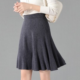 100%羊毛裙精致气质针织，半身裙秋冬显瘦时尚，通勤荷叶边短裙喇叭裙