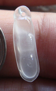 腾冲翡翠天然翡翠A货糯玻种微雕“连中三元”豆挂坠2