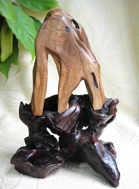 马狮麟印尼马泥涝沉香山子摆件 印尼沉香天门山摆件