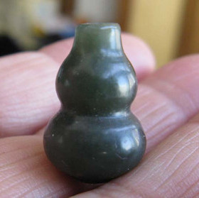 和田玉小葫芦手链饰品吊坠