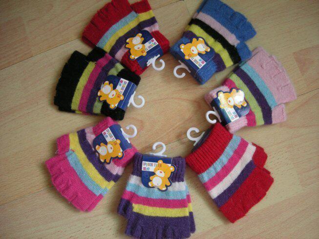 Gants pour enfants en laine - Ref 2149607 Image 1