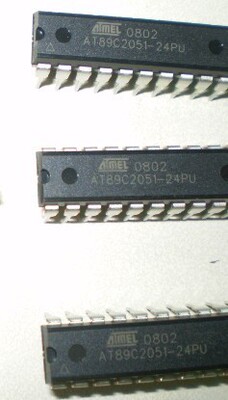 供AT89C2051,AT89C2051-24SU,AT89C2051-24PU,全新原装货
