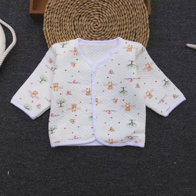 Coffret cadeau pour nouveau-né - Vêtements + Fournitures - Ref 1978866 Image 4