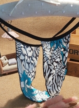 欧美时尚超滑冰丝 日系相扑对对碰一片式设计 骚女丁字裤性感内裤