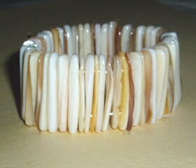 波西米亚风天然原色贝壳弹力手链