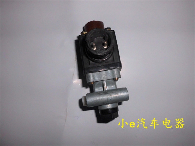 柳汽乘龙电磁阀原厂配件多种规格