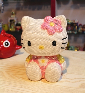 hellokitty公仔凯蒂猫手工贴钻DIY大坐天使粘钻公仔存钱罐储蓄罐