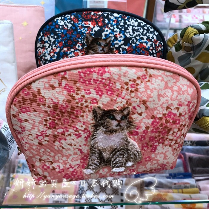 现货 日本购 Paul & Joe Sister 刺绣猫咪手包/化妆包/收纳袋