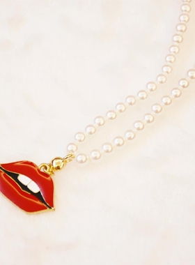 明星同款高端大气风嘴唇锁骨链