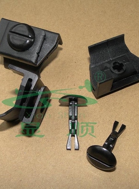 丰田卡罗拉普锐斯凯美瑞雷凌ES350GS430LS430前翼子板挡泥板卡扣