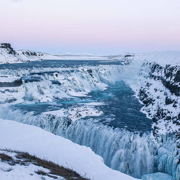 冰岛黄金圈精华一日游辛格维利尔国家公园黄金瀑布间歇泉世界遗产