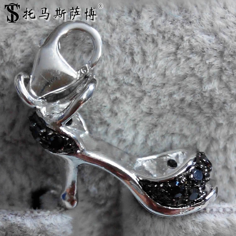 鑲黑鑽涼鞋吊墜-托馬斯薩博龍蝦扣飾品black CZ Stiletto pendant在類目 飾品/流行首飾/時尚飾品新, 項墜/吊墜中 - 來自Buy2taobao.com提供專業的淘寶代購服務