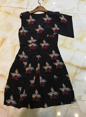 真丝印花连衣裙 独特设计 上身美 guzhu