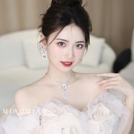 水钻方形蝴蝶结项链耳环套装轻奢时尚小众百搭高级感结婚婚纱饰品