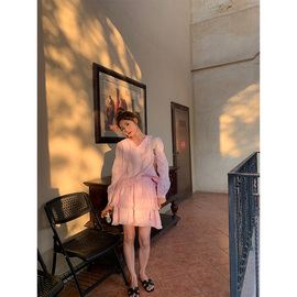 落落狷介夏装搭配一整套时尚粉色，套装裙女套头上衣+流苏蛋糕裙