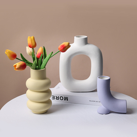 现代简约陶瓷插花瓶，抽象艺术北欧侘寂风格，ins餐桌家居装饰品摆件