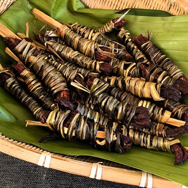 牛干巴云南德宏芒市特产猪肉干巴 零食油炸香茅草牛肉干巴