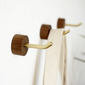 北欧黄铜实木粘钩浴室卫生间，免打孔挂钩玄关，橱柜无痕粘钩强力单钩