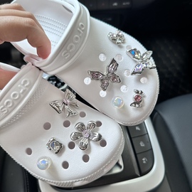 重磅金属幻彩镶钻仙女气质鞋花 洞洞鞋通用鞋扣卡骆驰crocs装饰扣