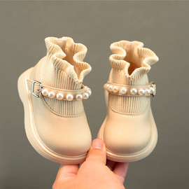 女童马丁靴1一3岁软底公主，鞋皮鞋婴儿靴小童鞋女宝宝鞋子春秋单鞋