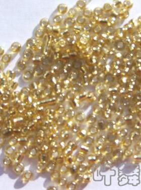 2mm深黄色灌银米珠，0.5元15克