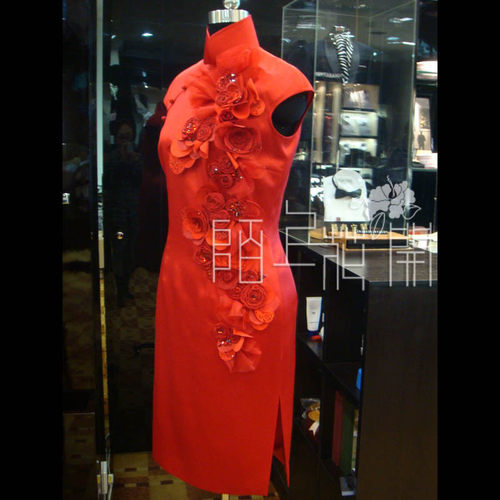 旗袍正红色手工花朵婚纱礼服