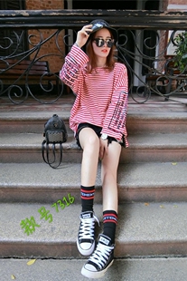 韩国ulzzang秋季 黑白条纹破洞T恤女纯棉宽松大码 BF风长袖 卫衣 新款