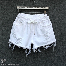 白色牛仔短裤女松紧腰热裤宽松大码显瘦阔腿裤破洞毛边流苏新款潮