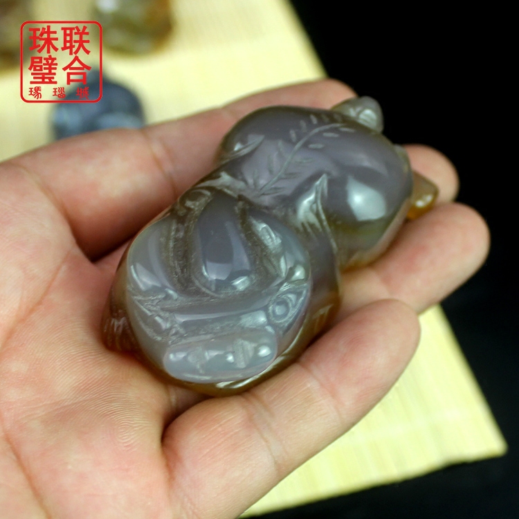 大清仓阜新天然玛瑙小号貔貅招财手把件玩件风水如意家居小摆件