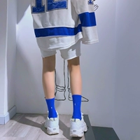 Hàn Quốc INS Harajuku cảng gió màu rắn đen và trắng xanh ống cotton vớ nam và nữ đôi vớ đơn giản - Vớ sợi tre vớ mỏng mùa hè nam giới