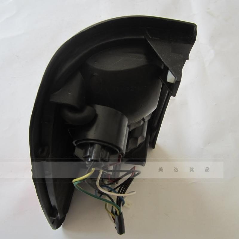 만리장성 픽업 트럭 액세서리 만리장성 07 항해 후면 테일 라이트 어셈블리 반전 라이트 브레이크 라이트 스티어링 전구 어셈블리