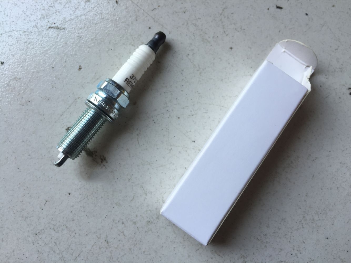 原装奇瑞新A3新QQ3 M1旗云1新A1371艾瑞泽7G3新瑞虎DVVT火花塞